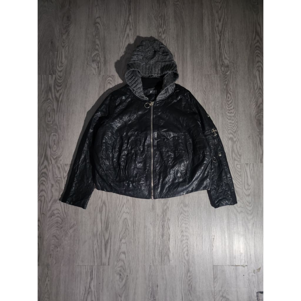 YIFAN Hodie เสื้อหนังเทียม Boxy สีดํา