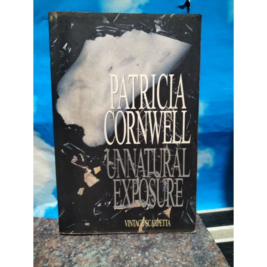 หนังสือประสบการณ์ UNNATURAL USED BY PATRIA CORNWELL 1997