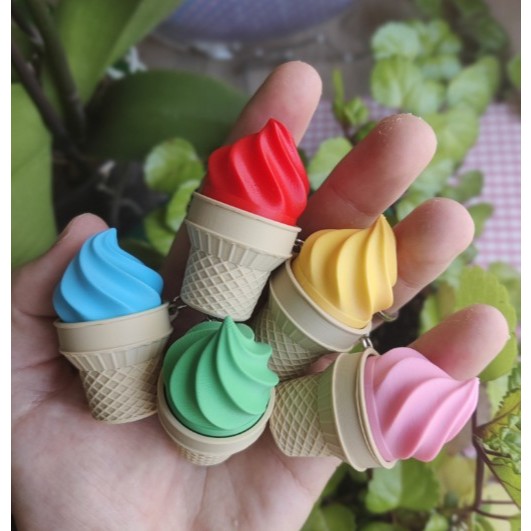 GANTUNGAN Fidget Clicker Keycaps ASMR ของเล่นความเครียด Reliever พวงกุญแจน่ารักที่ไม่ซ้ําใคร