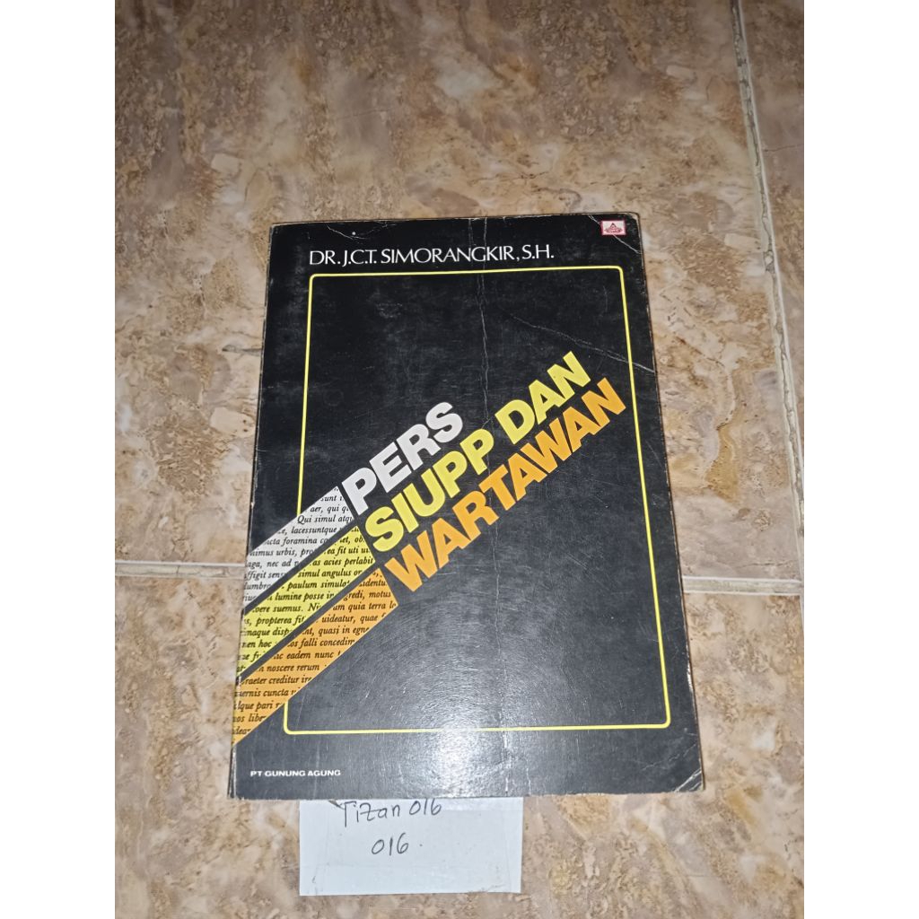 หนังสือ Pers Siup และ Journalist