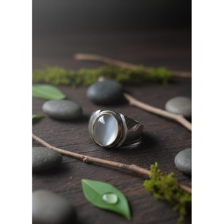 Biduri moon ring whyte cateye 12x10 mm แหวนฝังโมเนล