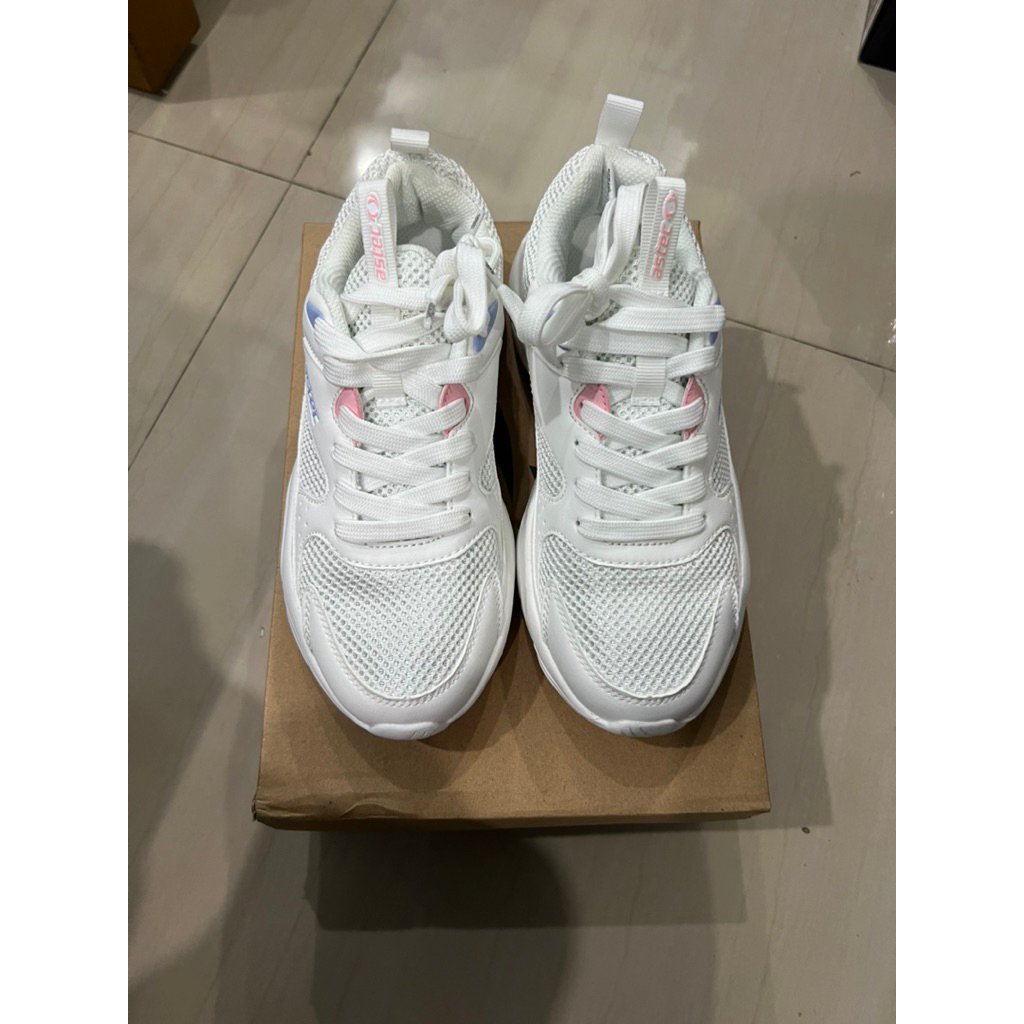 Astec Kosovo Walking White ของแท้ 100%