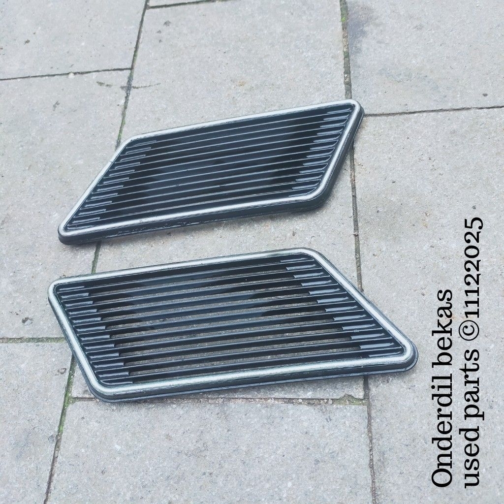 เสาการ์นิช c FIAT 124 พิเศษ 1971