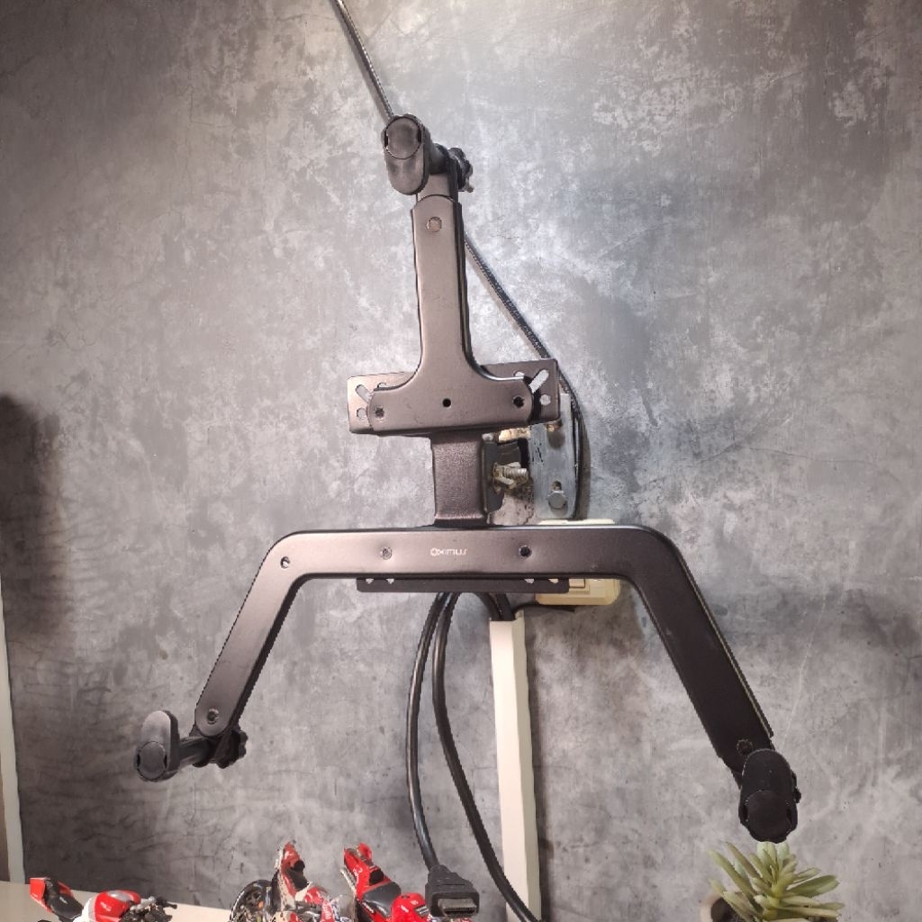 Vesa Mount Adapter สําหรับ Non Vesa Monitor - Oximus EV03