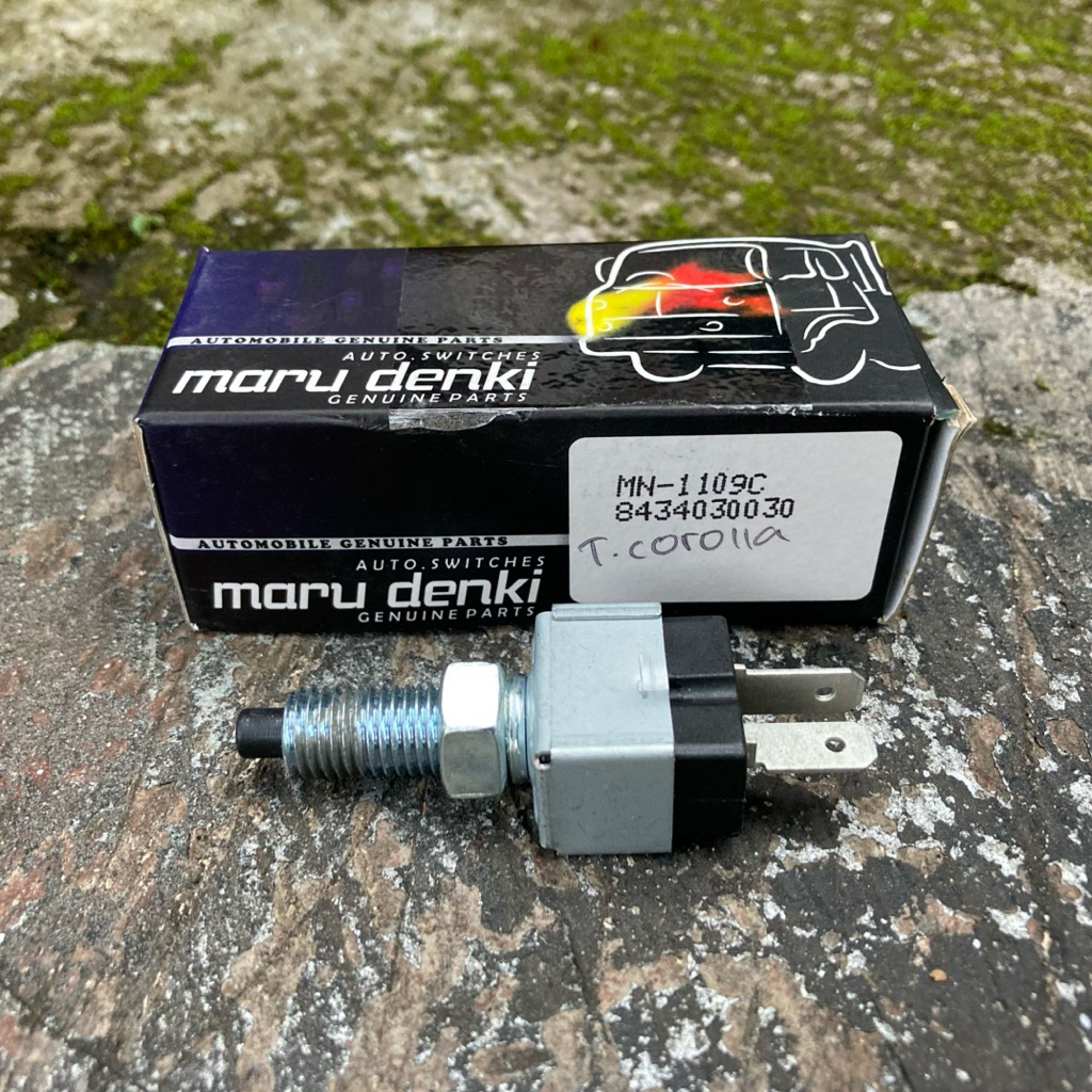 สวิทช์เบรคโคมไฟหยุดโคมไฟ Toyota Land Cruiser Bedera Prado VX 80 VX80 BJ70 BJ75 FJ70 FJ73 FJ75 FJ80 H