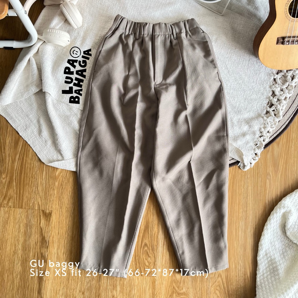 GU by UNIQLO Women Khaki Baggy Official Long Pants ไซส์ XS fit 26-27" • ของแท้ 100% (กางเกงขายาว)