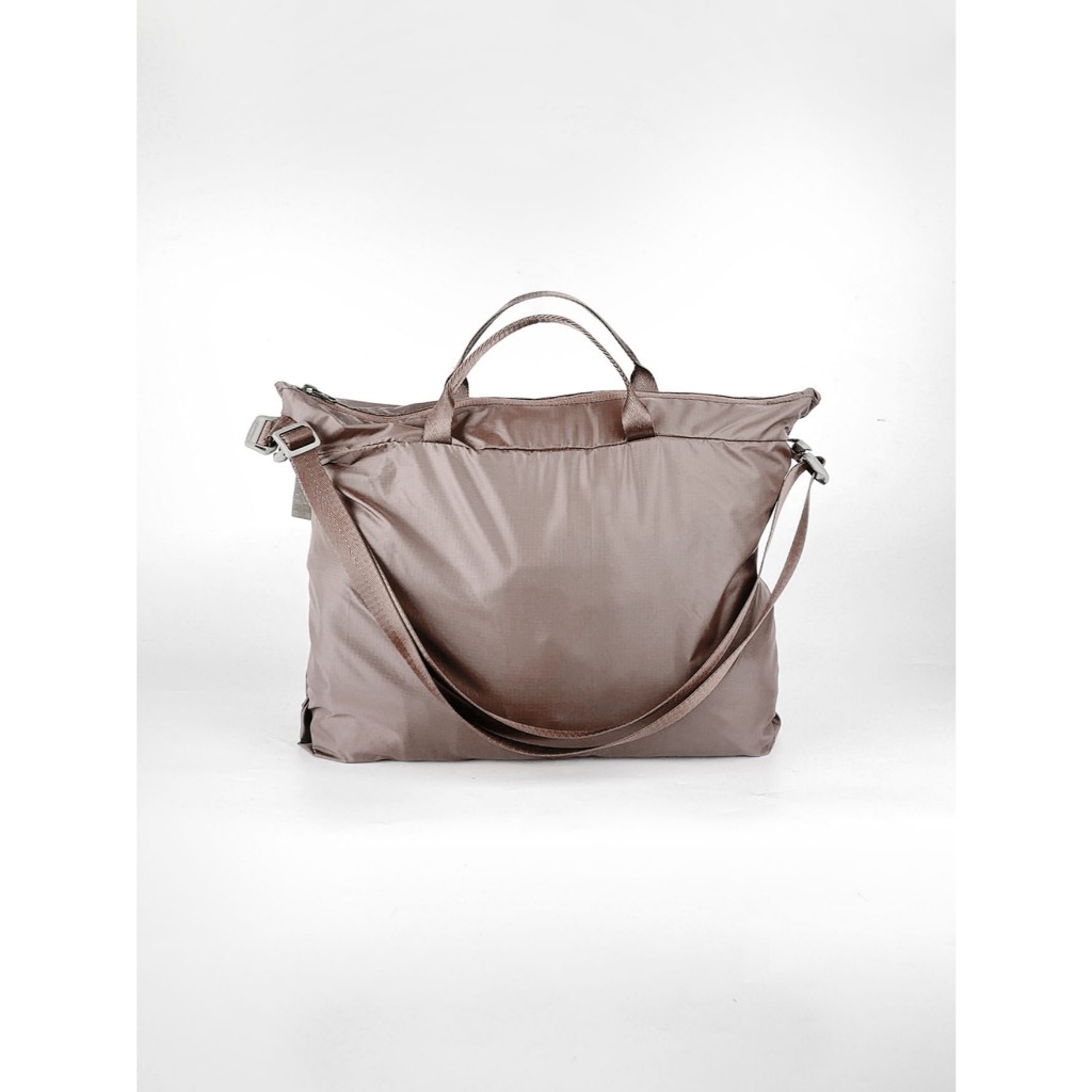 Wheelger Resume Sling bag สีน้ําตาล - กระเป๋าเบามาก