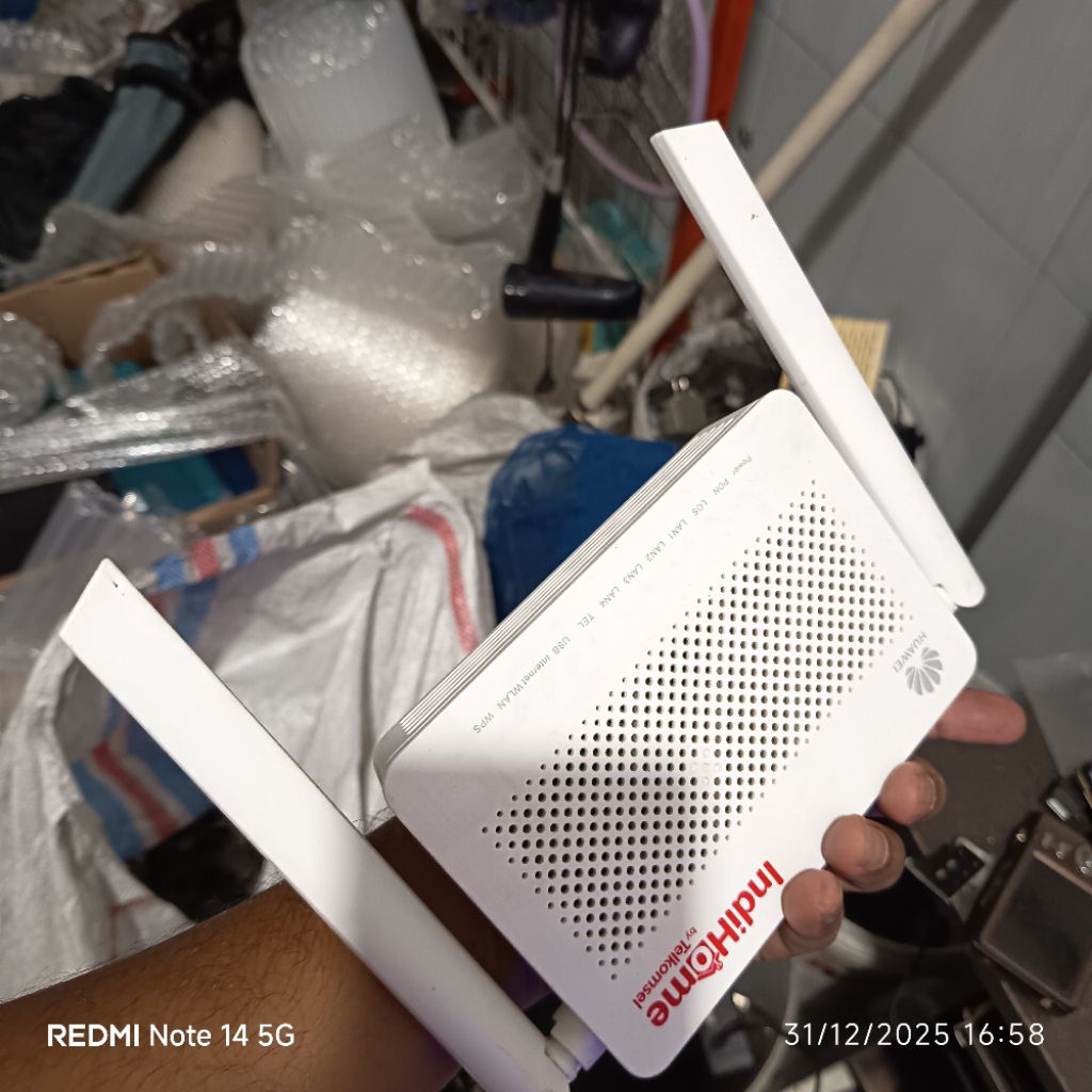 Huawei EG8145v5 pon เราเตอร์สีน้ําเงิน