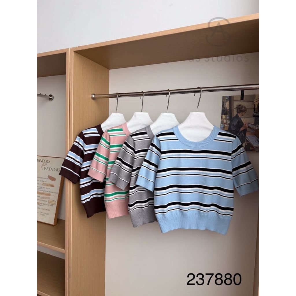[LC] ONE-K 237880 KNIT STRIPED TOP