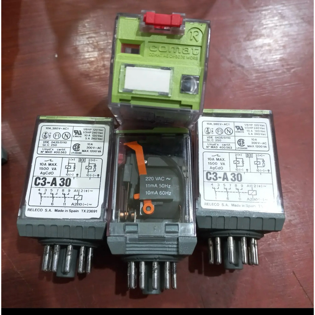 RELAY COMAT C3-A 30 220VAC