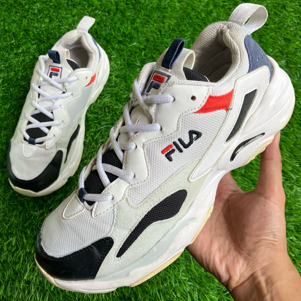 FILA Ray Tracer รองเท้าผ้าใบผู้ชาย ไซส์ 41