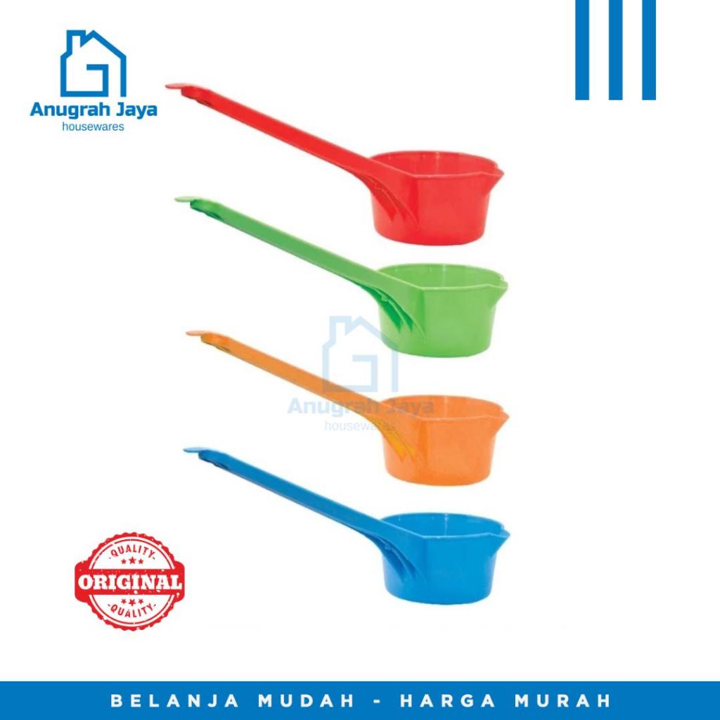 Lion Star GL-99 ที่ตักด้ามยาว 1L