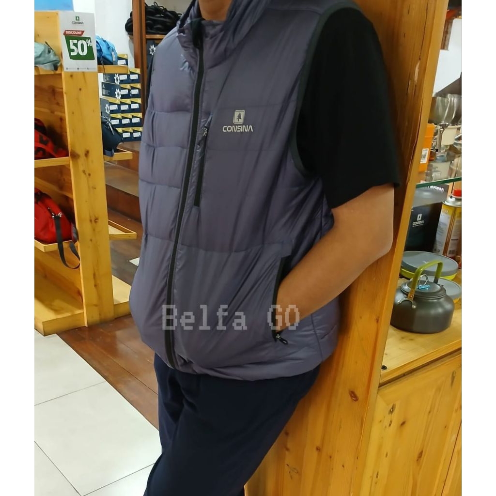 CONSINA CAPITAL VEST