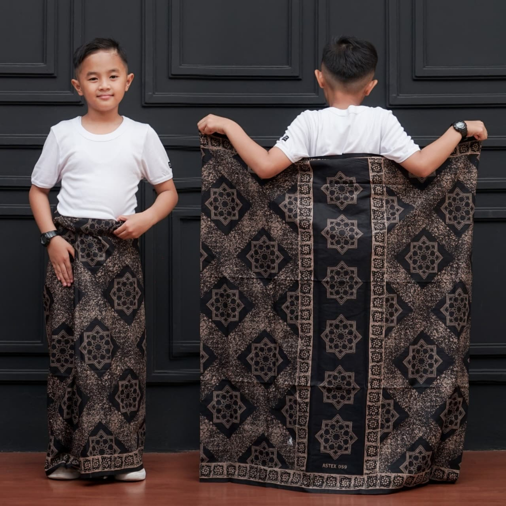 KATUN Pekalongan Cotton Batik Santri Sarong สําหรับเด็กประถมและมัธยมต้น