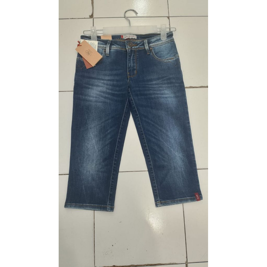 AKO Jeans 7/8 กางเกงผู้หญิง