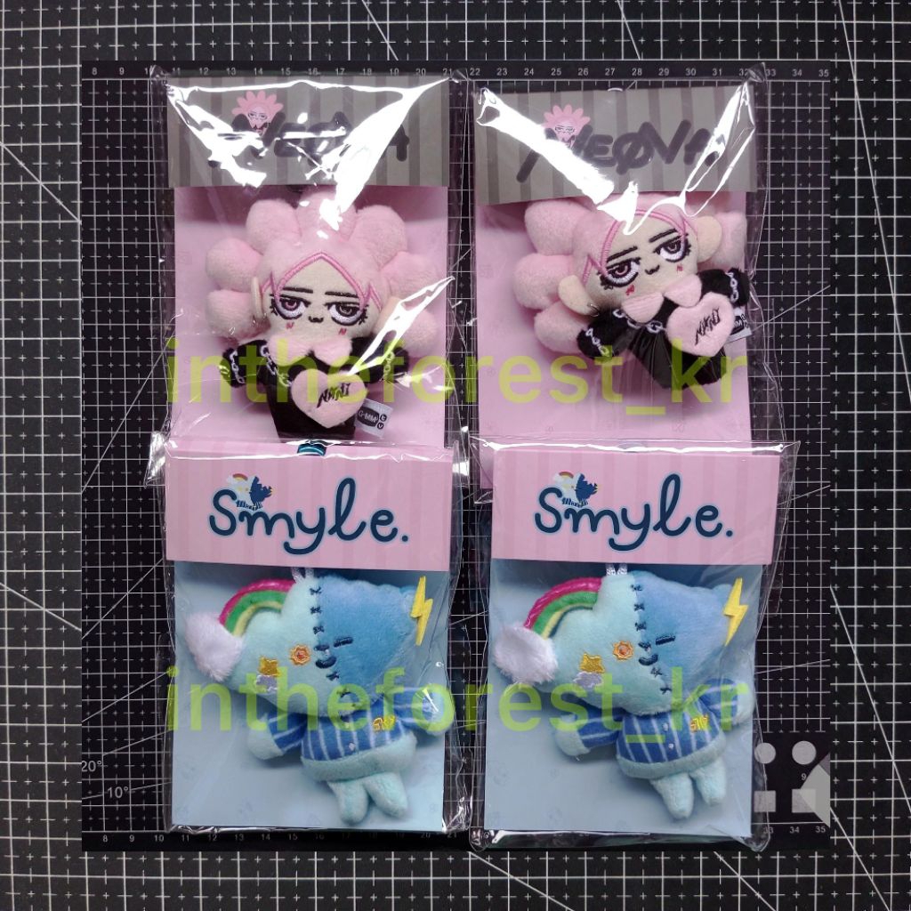 GMMTV TINY FRIENDS DOLL พวงกุญแจ NEONA SMYLE