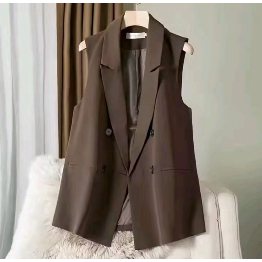 ผู้หญิง SLEEVELESS BLAZER/BUTTON รุ่นผู้หญิง BLAZER