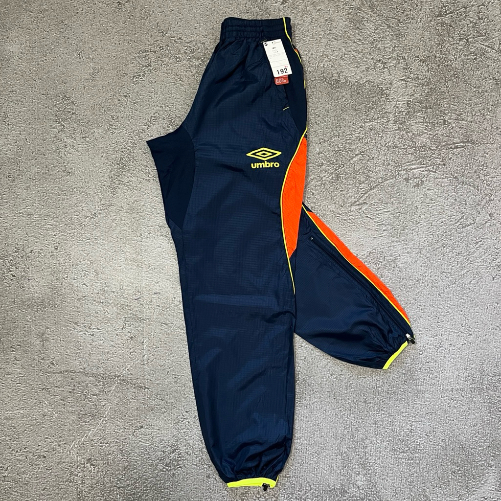 กางเกงวอร์มสไตล์ Umbro Futsal
