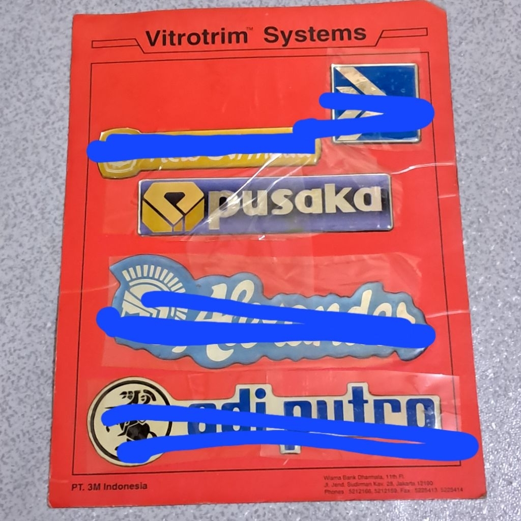 Original Heirloom Car Emblem Made in 3M Vintage New Old Stock