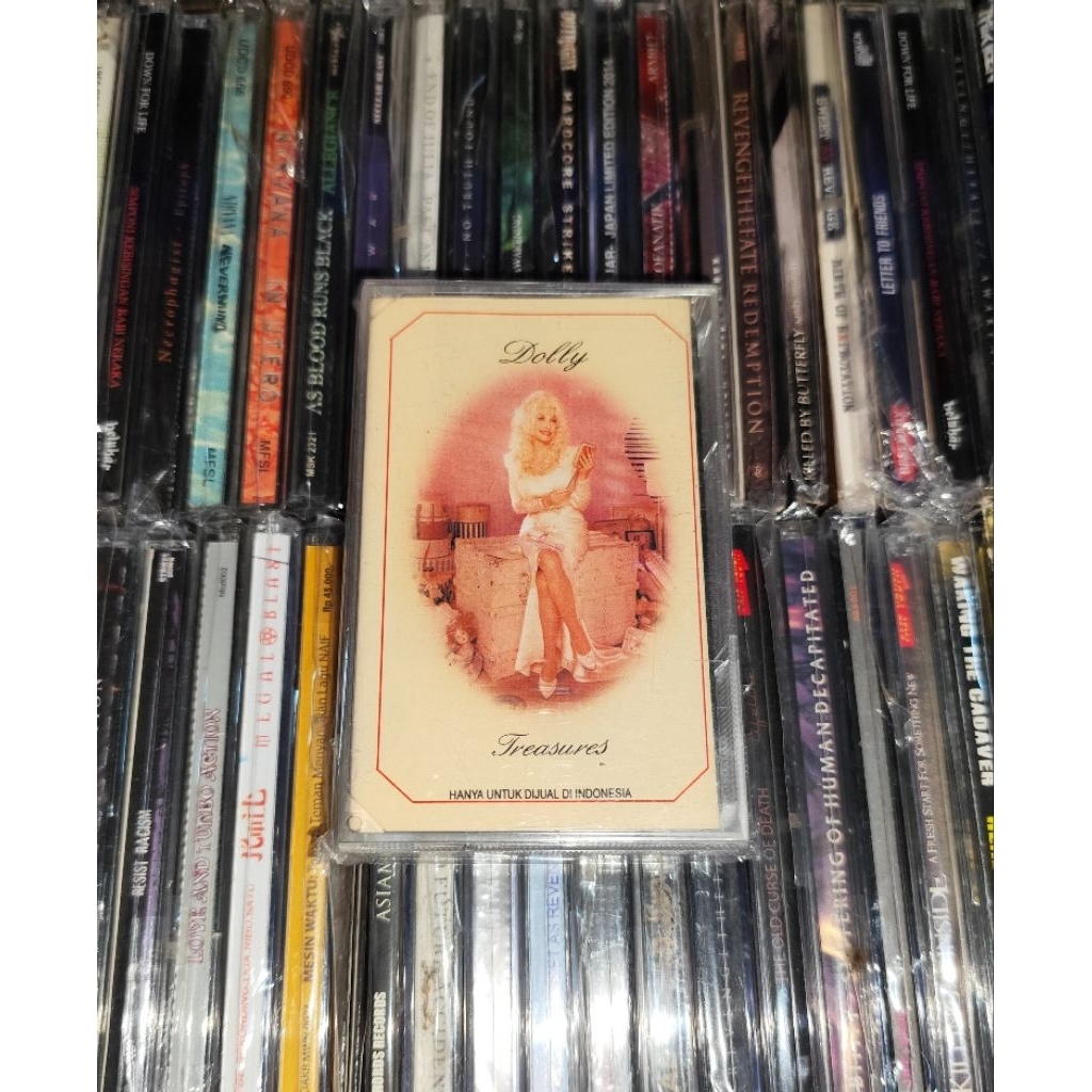 Dolly Parton Cassette - สมบัติ