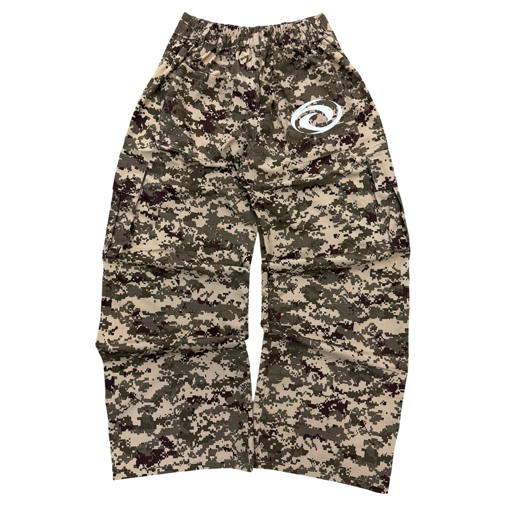 AMOUR Baggy Camo Cargo Pants / กางเกงลายพรางคาร์โก้ Ripstop