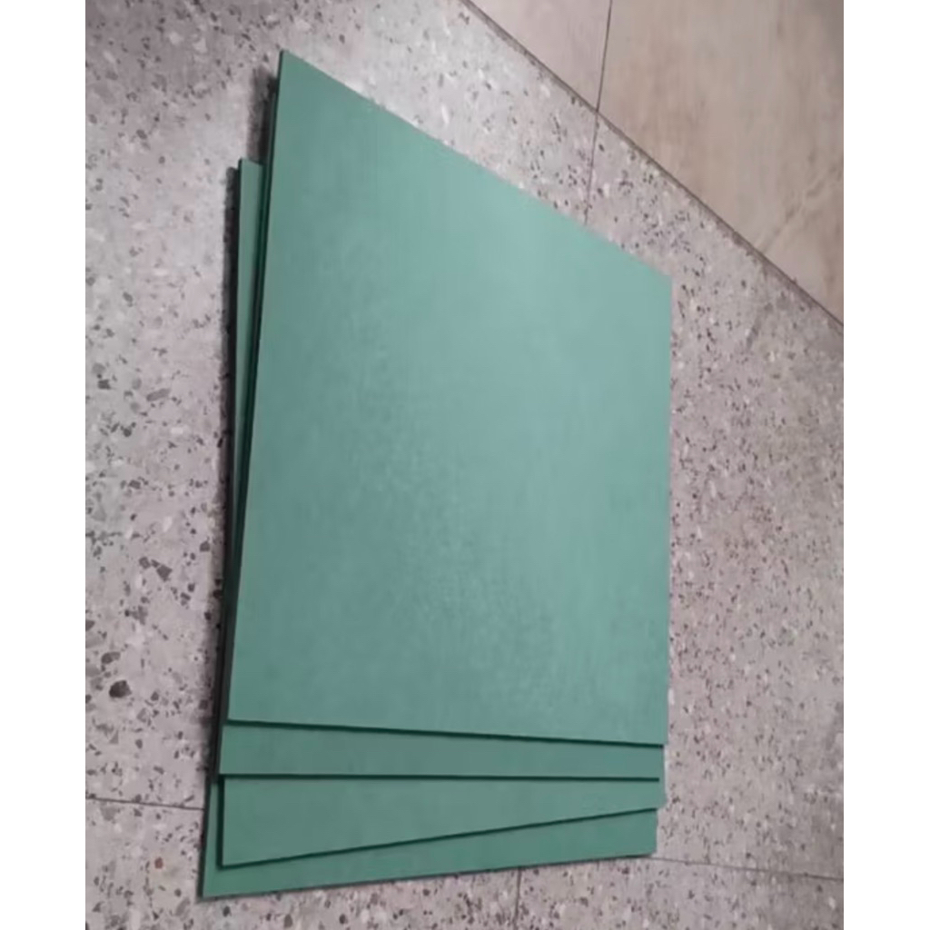 บอร์ด hmr 5 มม. 40 ซม.x40 ซม