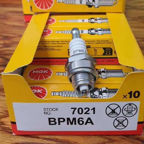 MESIN หัวเทียน NGK BPM6A ดั้งเดิม – หัวเทียนสําหรับเครื่องตัดหญ้าและเลื่อยโซ่ยนต์