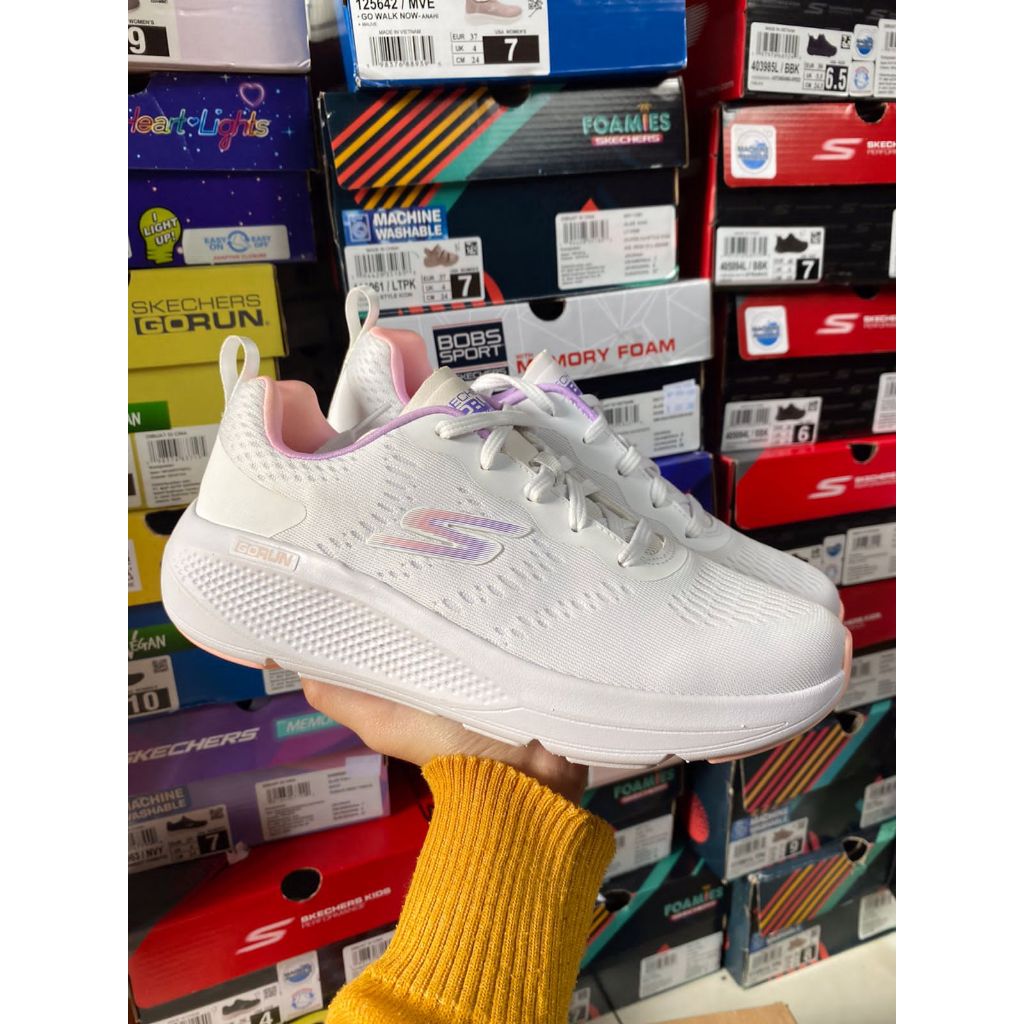 SKECHERS ผู้หญิง GO RUN 128334/DEFECT