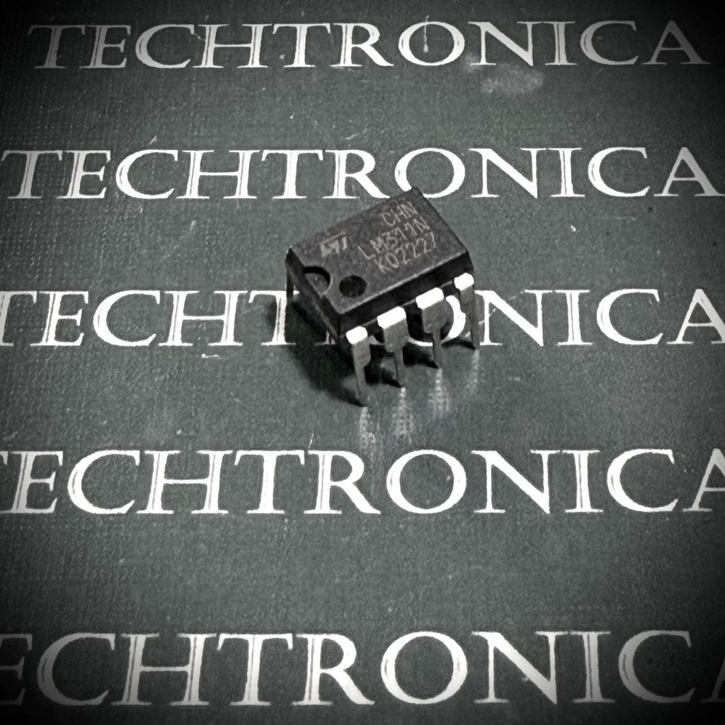 IC LM311N LM311 LM 311 DIP-8 ST