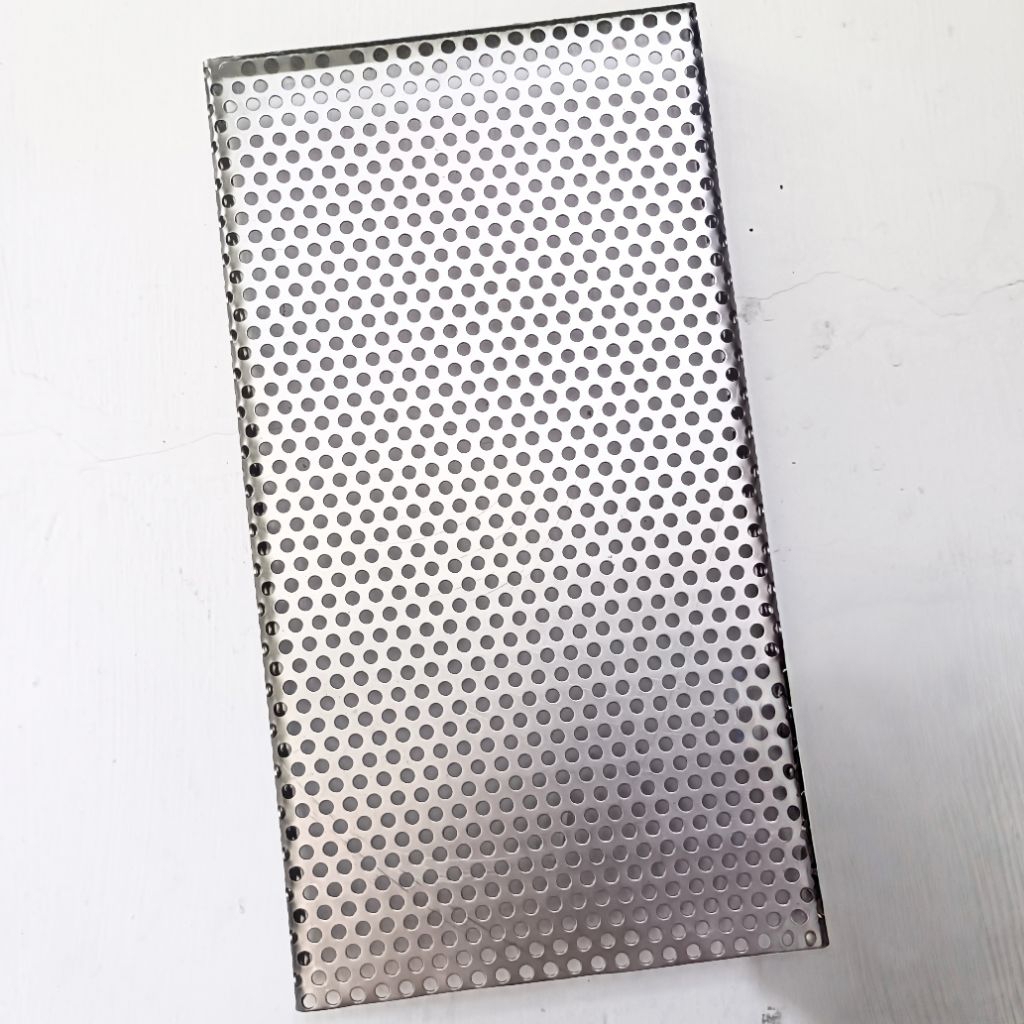 Line Array 4 นิ้ว Speaker Box Cover Grill