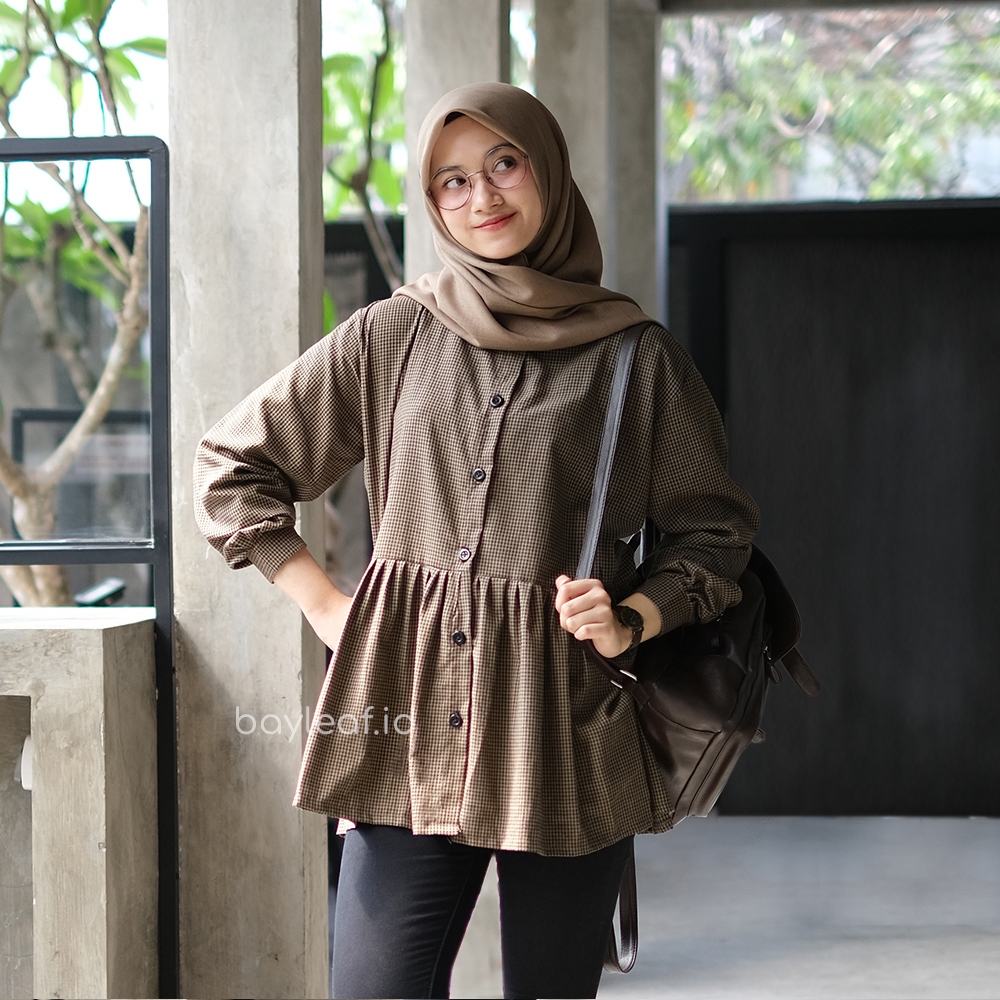 KEMEJA Bayleaf.id ฉบับพิเศษ CUSTOM Naomi Blouse เสื้อเชิ้ตลําลองลายเล็ก