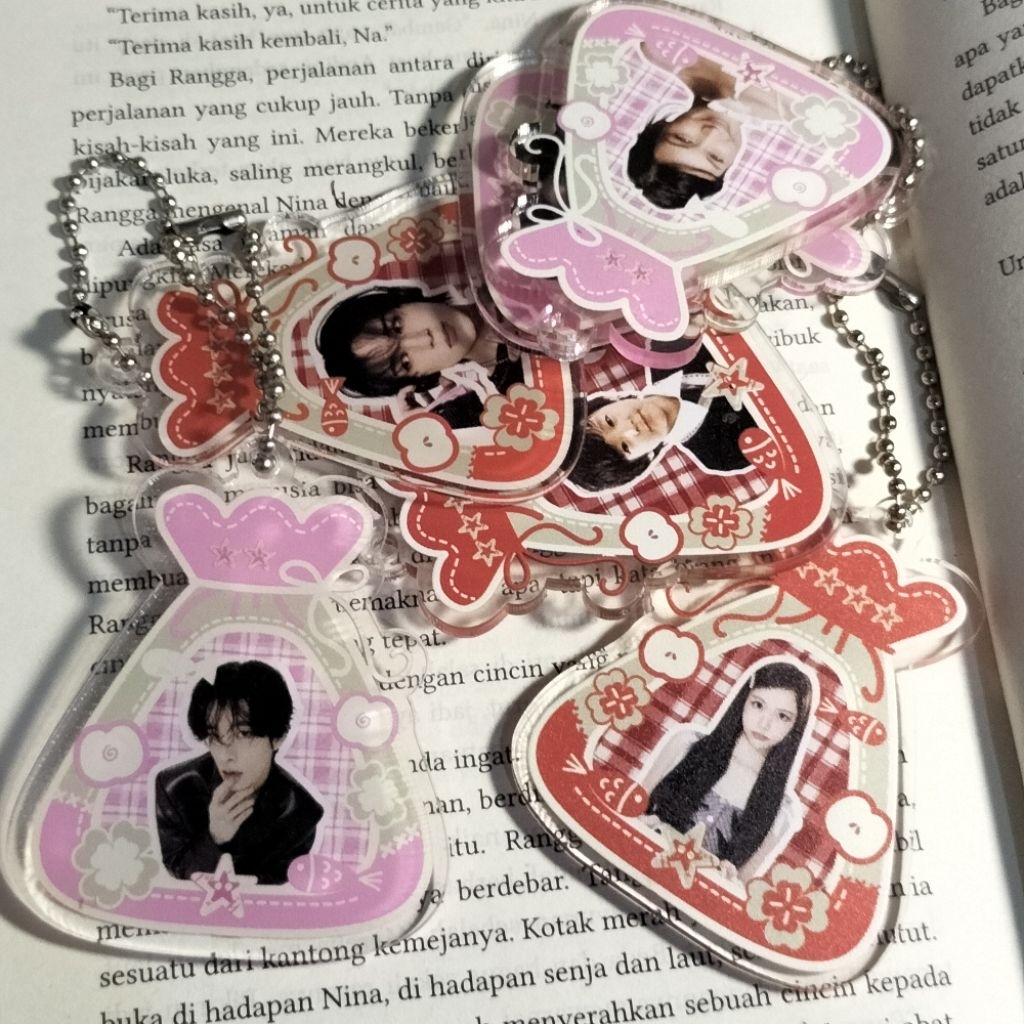 GANTUNGAN KEYCHAIN/KEYCHAIN/CUSTOM KEYCHAIN