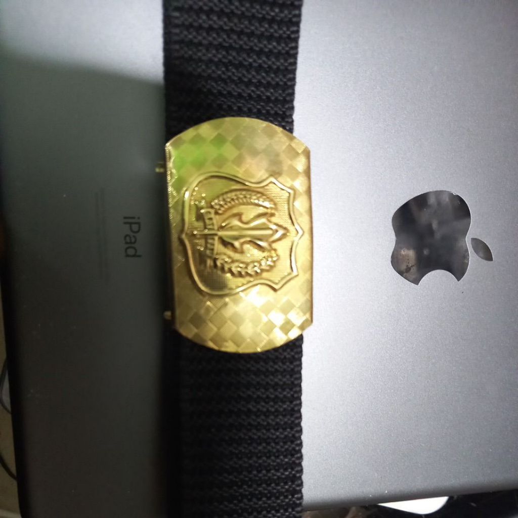 เข็มขัด รปภ. พร้อม โมติฟ