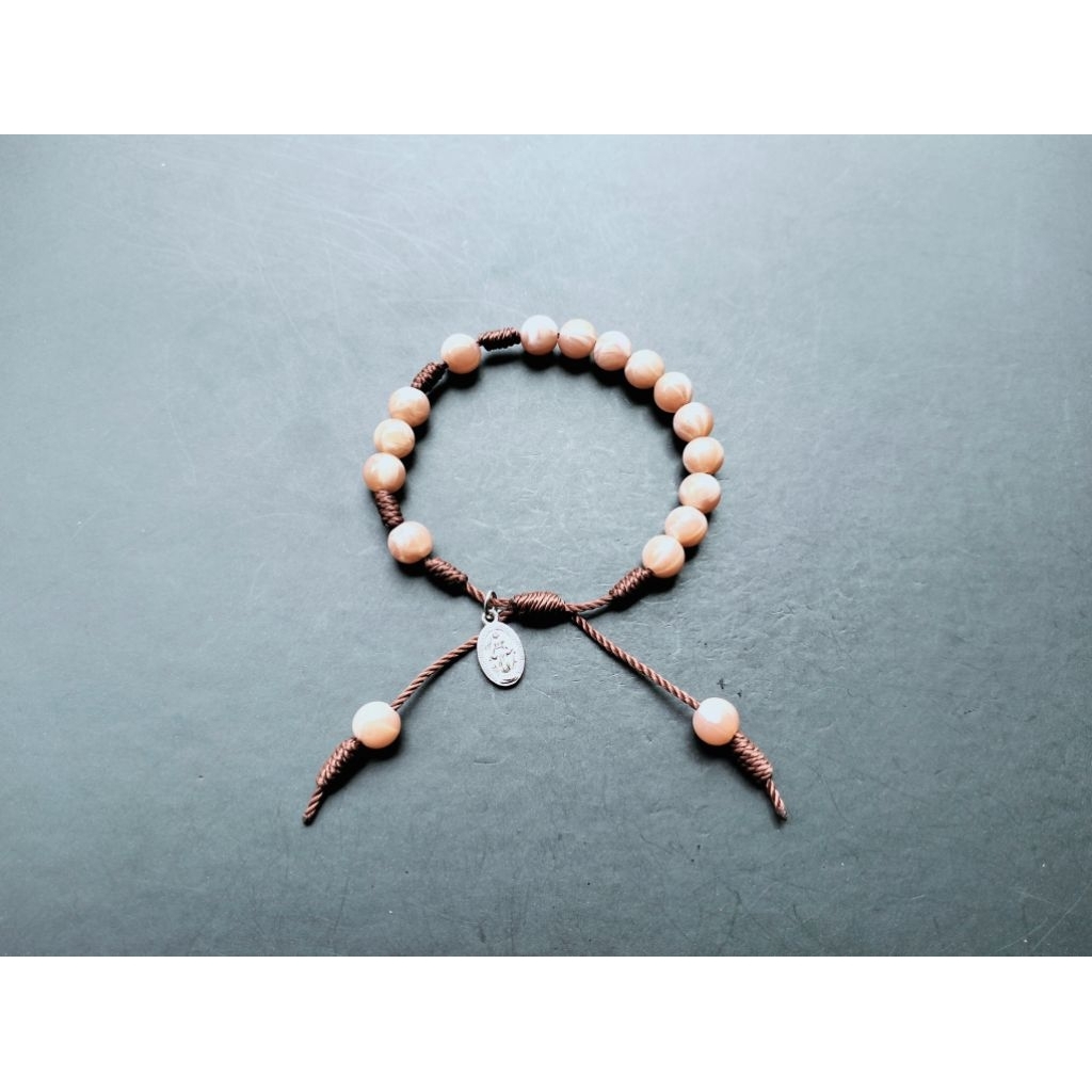 G1840 MOTHER MARY ROSARY BRACELET MARBLE PEARL