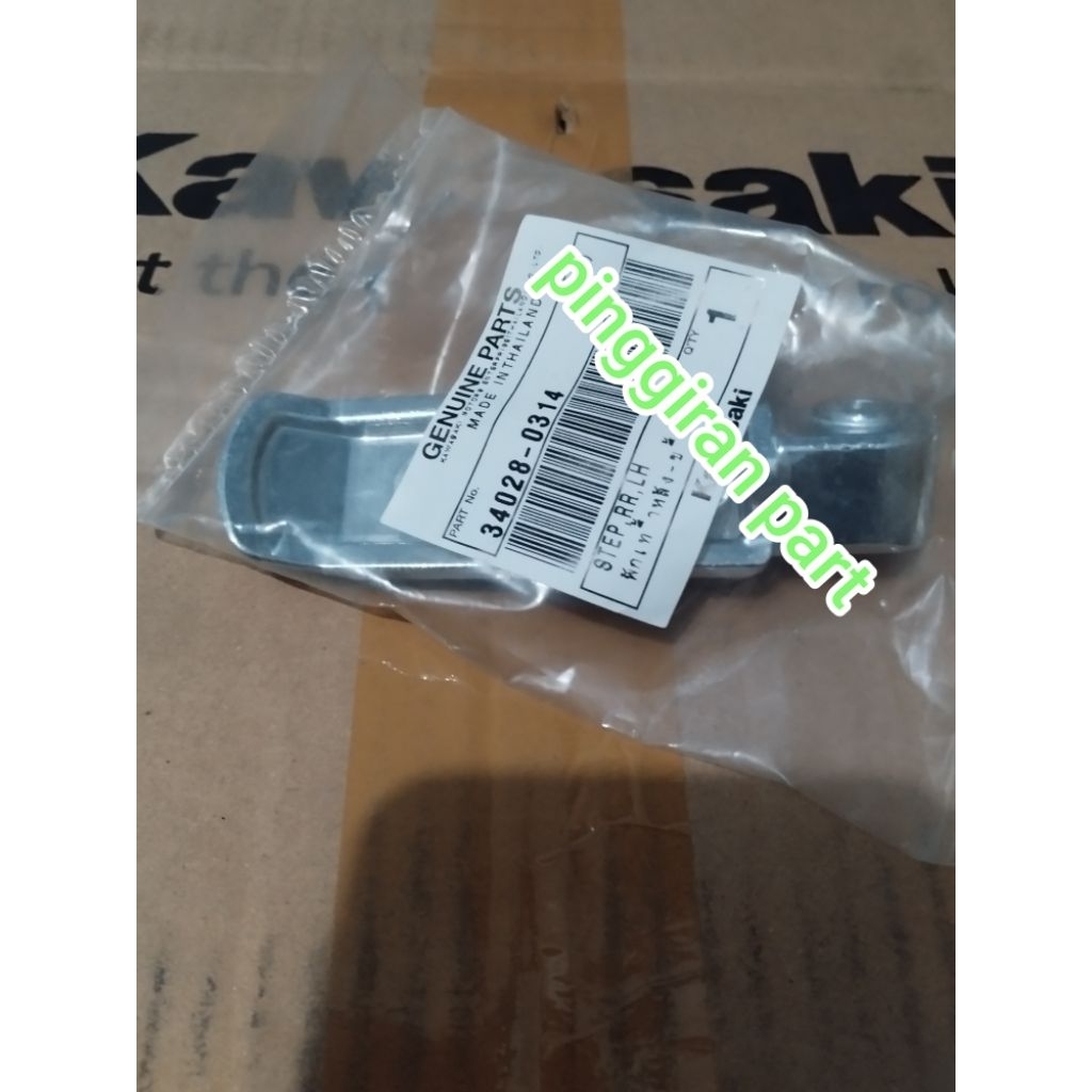 พักเท้าหลังซ้าย step ER6 ER6N ER6F Versys 650 เดิม