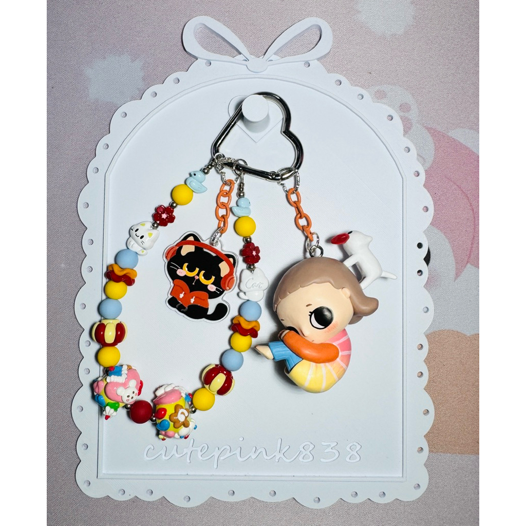 GANTUNGAN พวงกุญแจ//Bagcharm ลูกปัด macaron ภาพวาดหรูหราภาษาเช็คคํา//Nyota// Popmart ดั้งเดิม