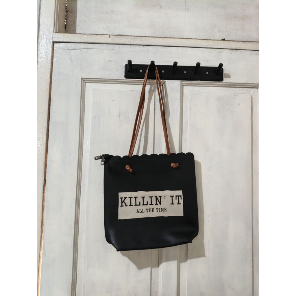 กระเป๋าโท้ต Preloved - DIRTY BUT CAN BE CLEAN