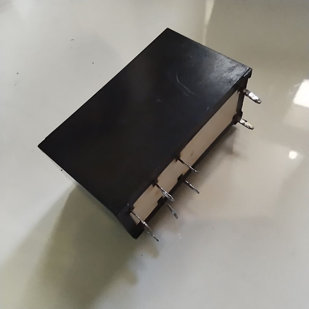 รีเลย์ F1CA012V*****