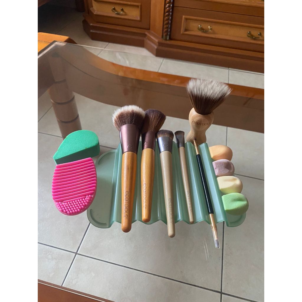 Ecotools Brush เหมือนใหม่พร้อมโบนัส (Preloved)