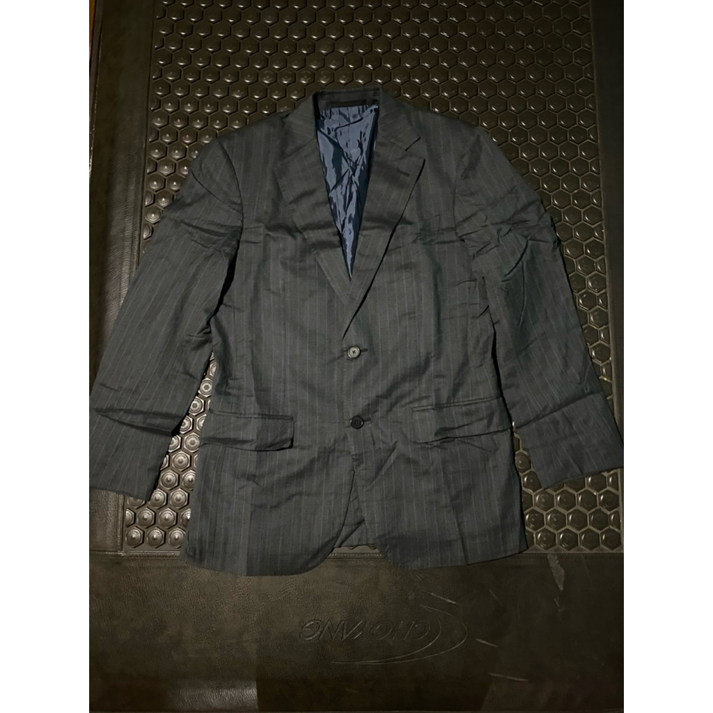 ERMENEGILDO ZEGNA เสื้อแจ็คเก็ตเบลเซอร์แบรนด์หรูหราพร้อมกางเกงยีนส์ลายเข้ม