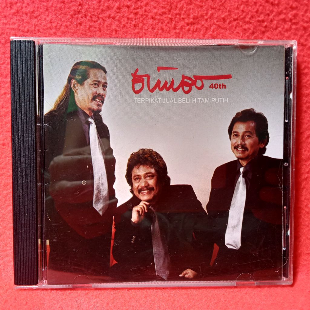 Bimbo 40th - ผูกขายซื้อสีดําและสีขาว (COVER เท่านั้น)