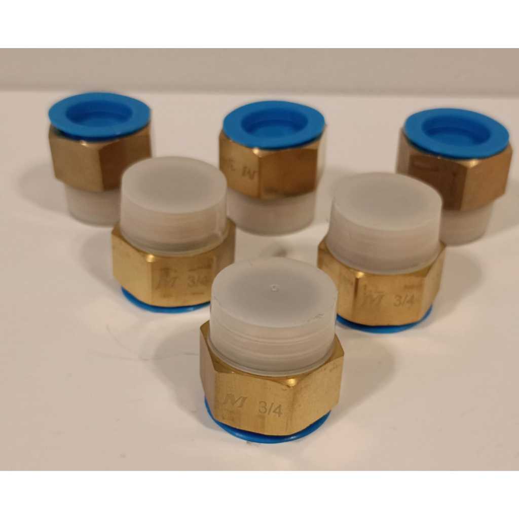 ถุงเท้า Matsuaga Vlok เกลียวภายในและภายนอก 3/4" x 3/4" ทองเหลือง