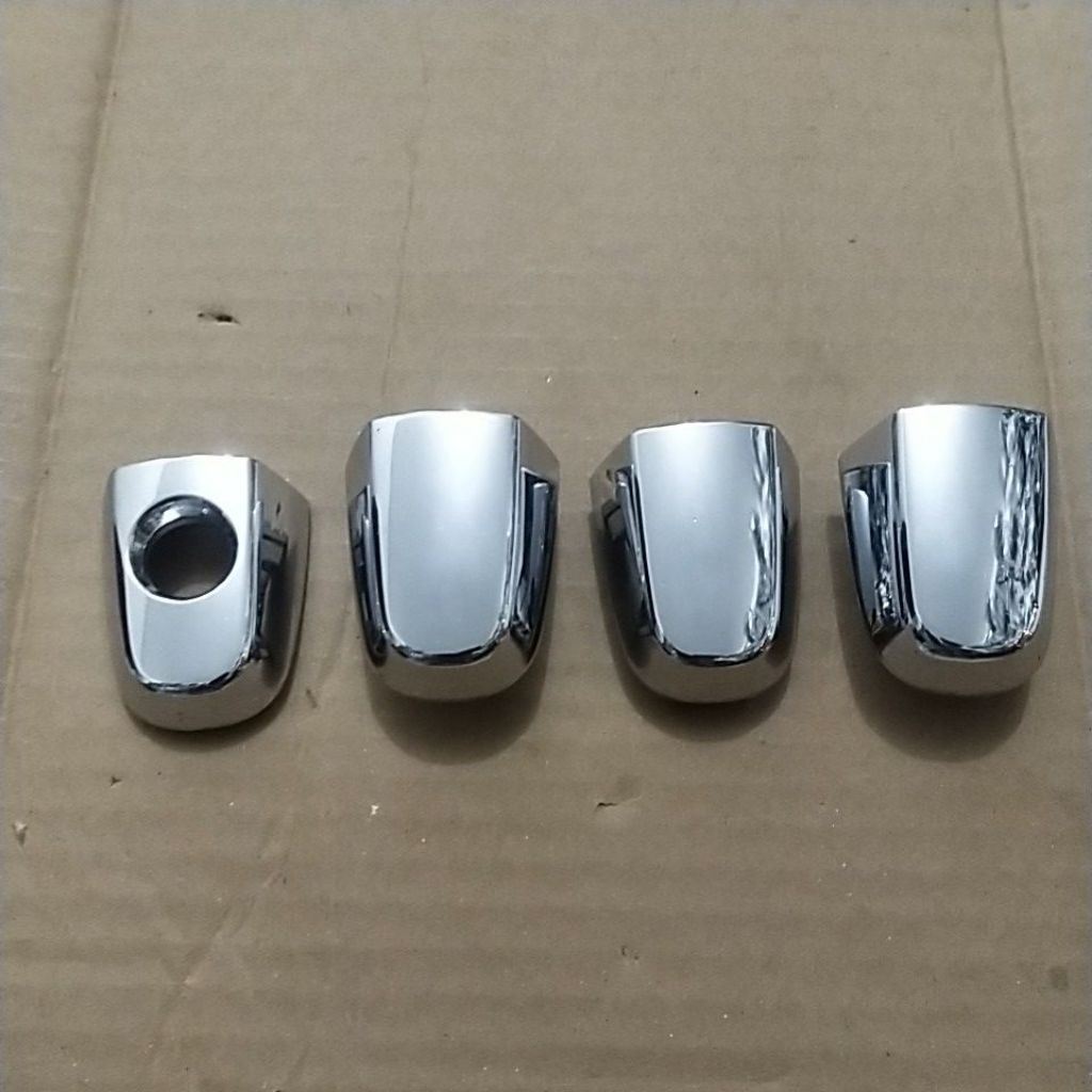 มือจับประตูด้านนอกสําหรับรถยนต์ Innova-fortuner-vios-camry-altis-rush-terios 2004-2015 สินค้าเดิม 100%