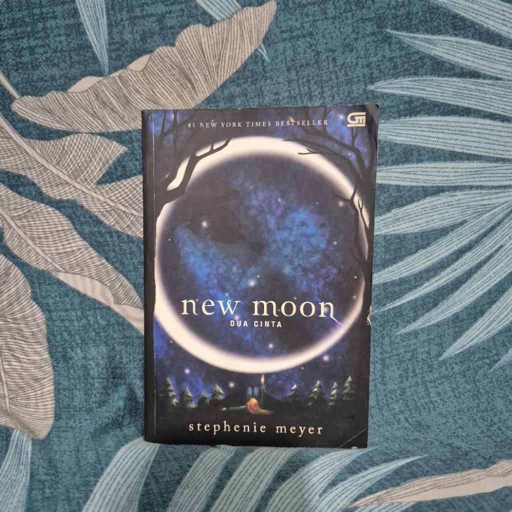 ต้นฉบับใหม่ Moon Stephenie Meyer Novel Book Twilight Saga อินโดนีเซีย