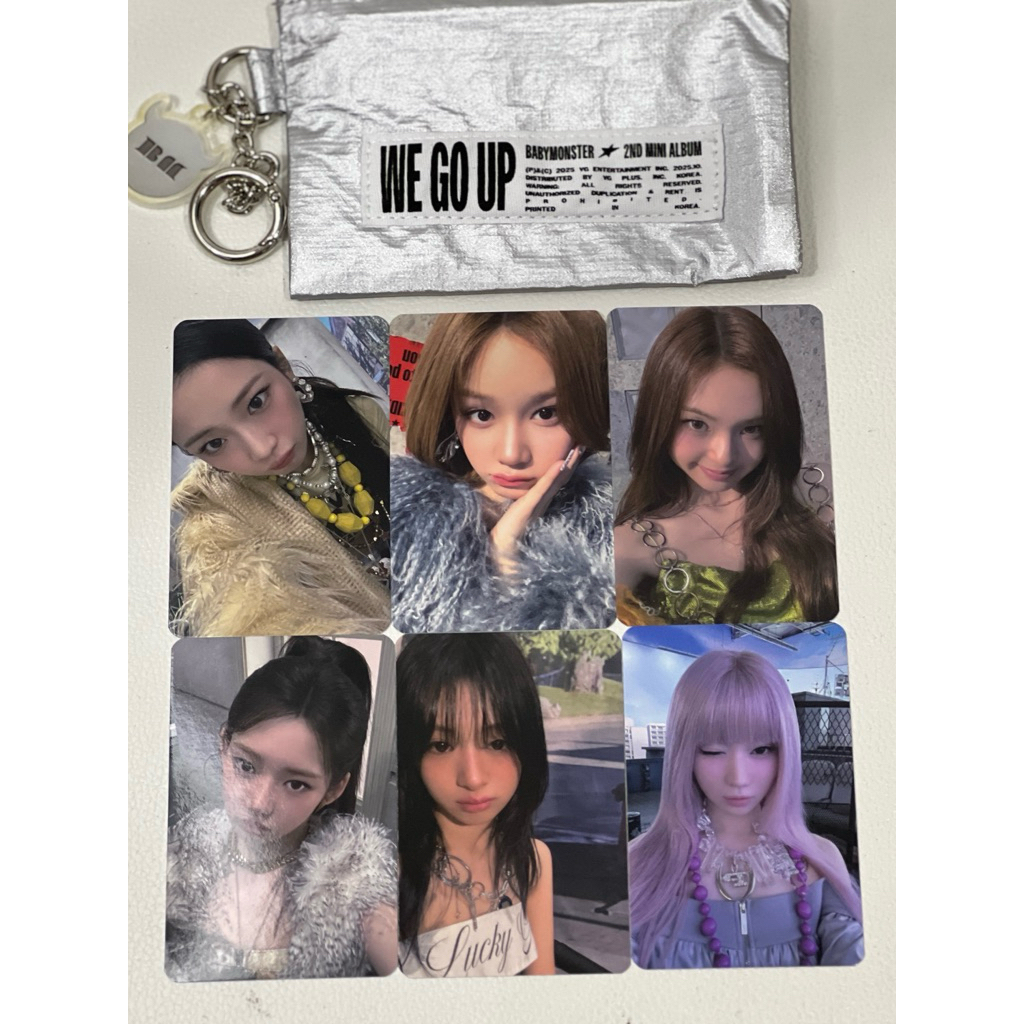 กระเป๋า Merch WE GO UP BABYMONSTER POP UP KR