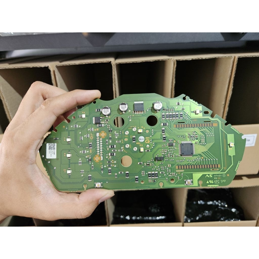 เรือนไมล์ PCB CB150R เก่า