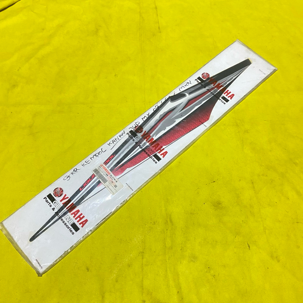 MERAH สีแดงเดิม Yamaha jupiter Mx 2007 ด้านหลังขวาสติกเกอร์ Striping YGP 2S6-F174H-30