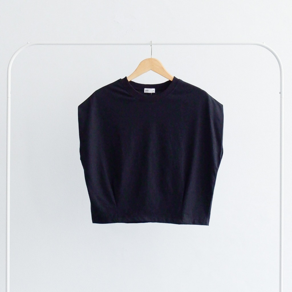 Isla (DEFECT SALE MINOR) เสื้อ Elodie - เสื้อท็อปผู้หญิงแขนกุด - เสื้อสตรี