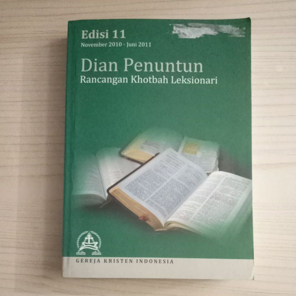 หนังสือของ DIAN บนการออกแบบของ LEKIONARIS HOTBAH EDITION NOVEMBER 11, 2010 JUNE 2011