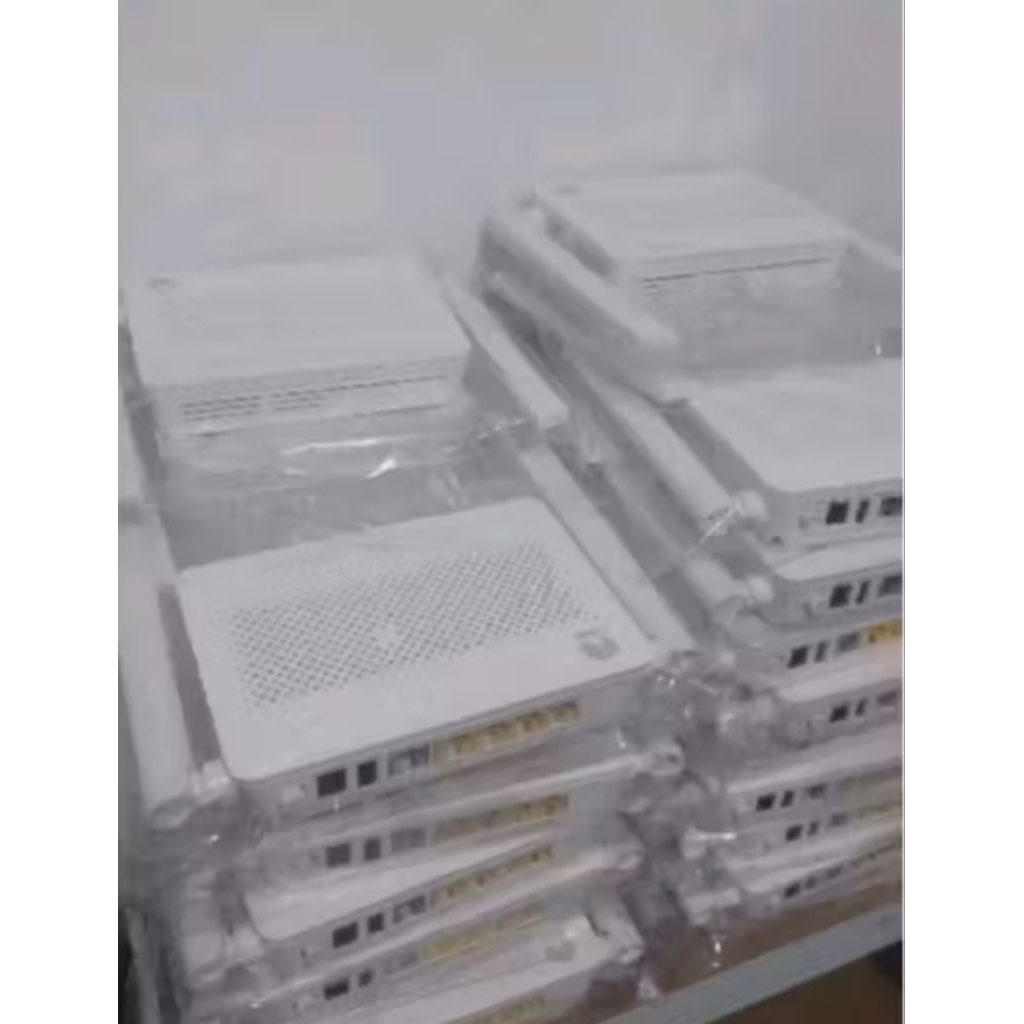 Huawei HG8145v5/EG814 5V5 เราเตอร์พอร์ตสีน้ําเงินพร้อมอะแดปเตอร์